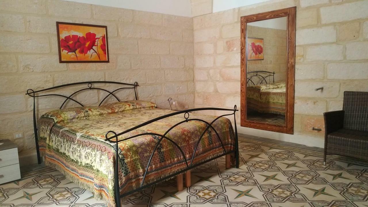 La Terrazza Sul Castello Apartment Palmariggi Екстериор снимка