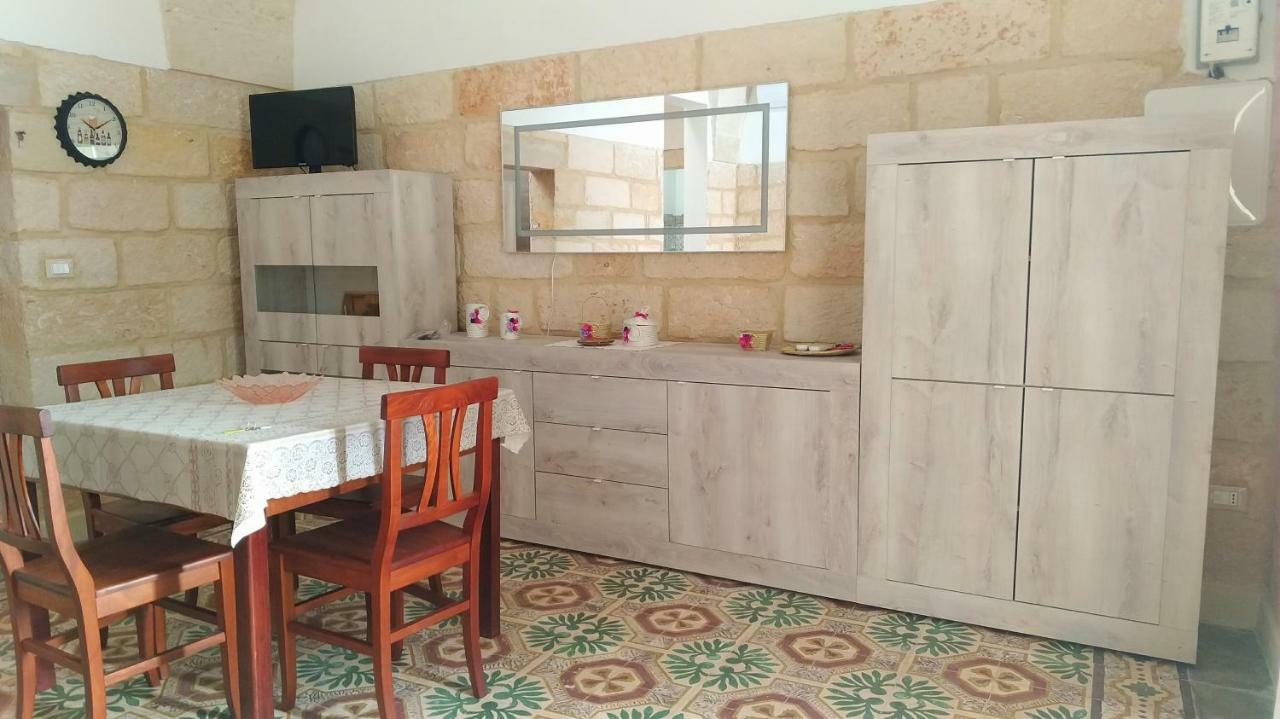 La Terrazza Sul Castello Apartment Palmariggi Екстериор снимка